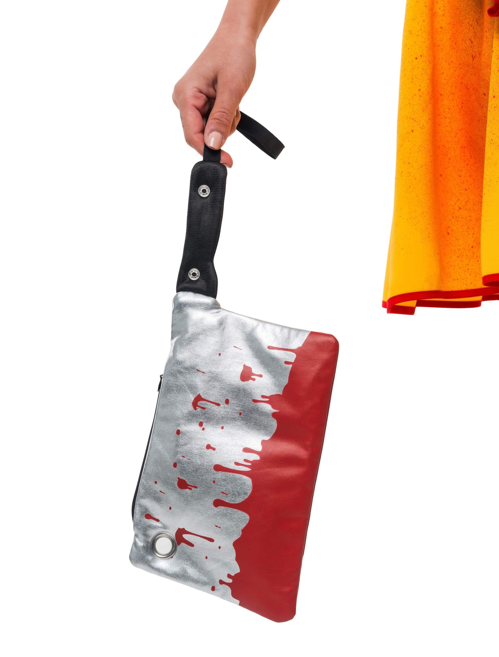 Tasche Beil blutig